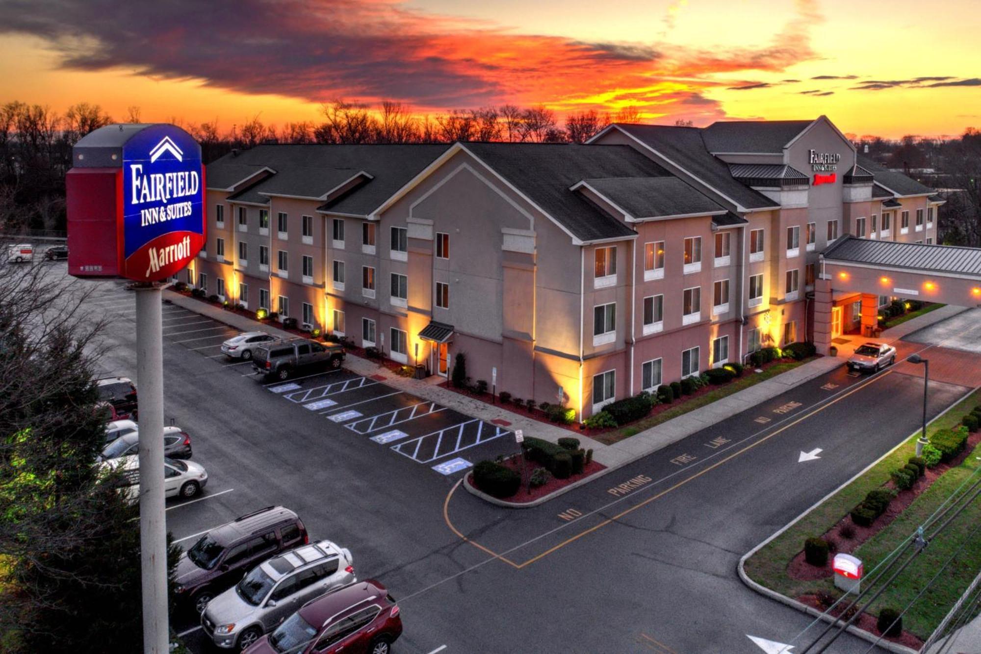 Fairfield Inn & Suites By Marriott Edison - South Plainfield Eksteriør bilde